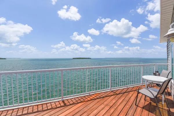 $899,000 | 701 Spanish Main Drive, Unit 51, Cudjoe, FL 33042