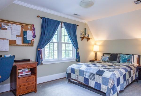 38 Kenilworth Road Wellesley, MA 02482 - Photo 23 of 36 a bedroom with a bed and a window