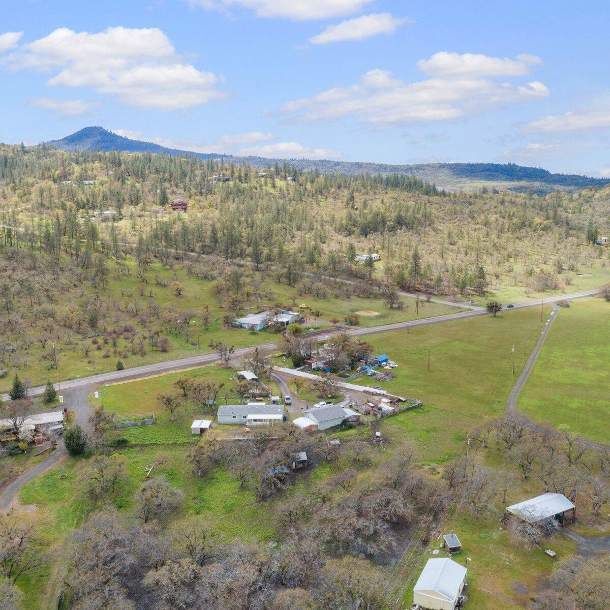 4599 East Antelope Road Eagle Point, OR 97524 - Photo 25 of 26 25