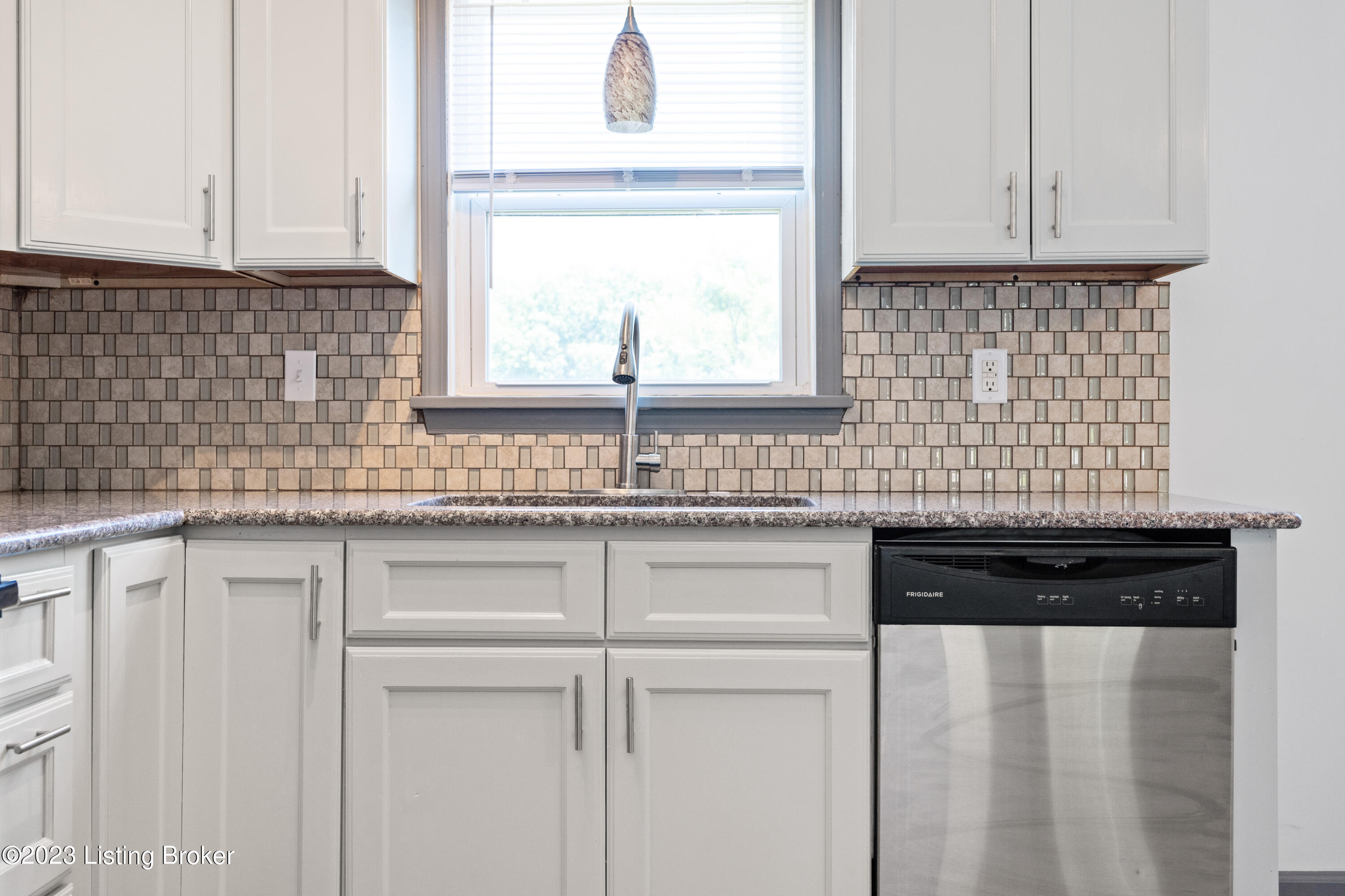 7305 Grannel Road Louisville, KY 40214 - Photo 12 of 39 22-print-7305 Grannel Rd-22
