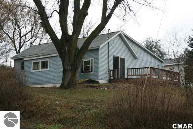6135 South West County Line Road Blanchard, MI 49310 - Photo 1 of 25 1766680.JPG