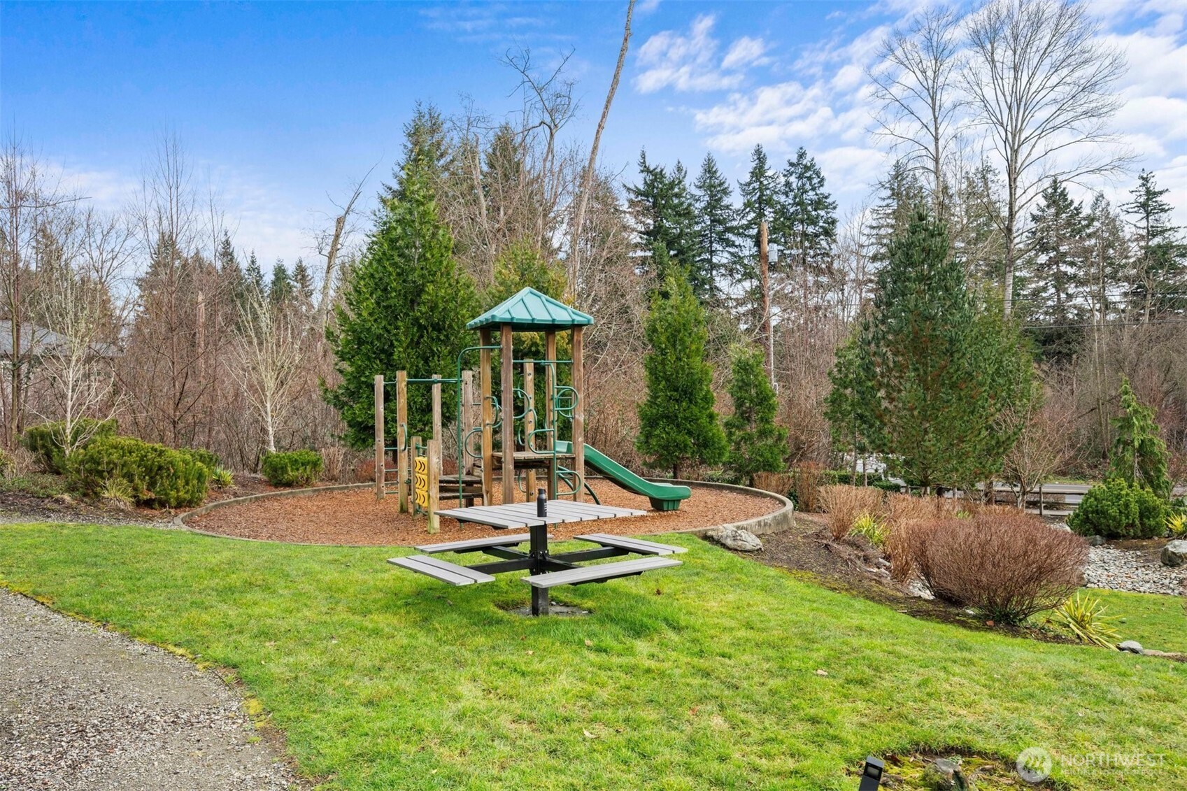 2110 129th Place Southwest, Unit D Everett, WA 98204 - Photo 27 of 34