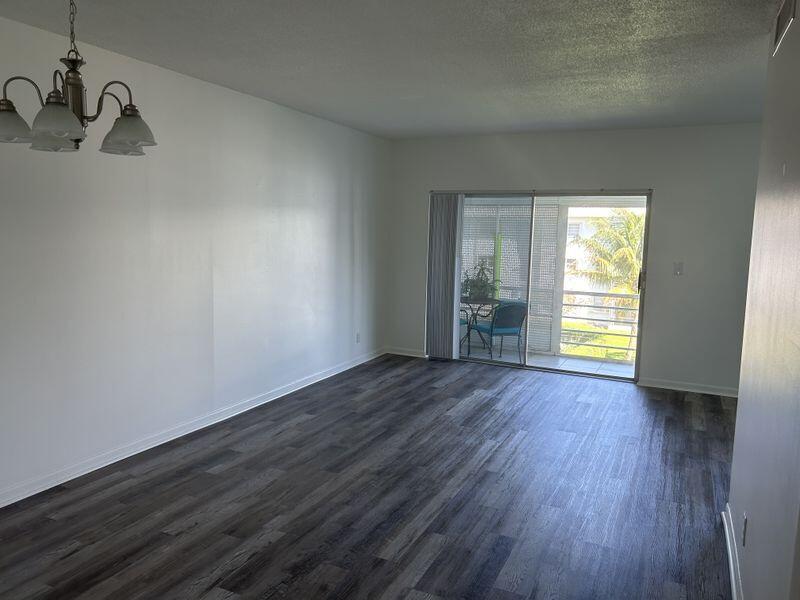 5401 Northwest 2nd Avenue, Unit 319 Boca Raton, FL 33487 - Photo 2 of 20 Living Room