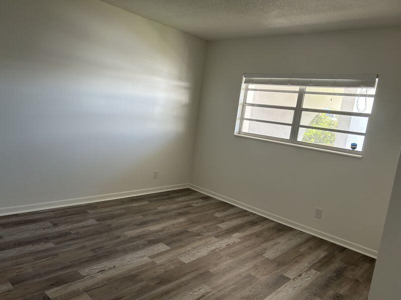 5401 Northwest 2nd Avenue, Unit 319 Boca Raton, FL 33487 - Photo 9 of 20 Bedroom 2