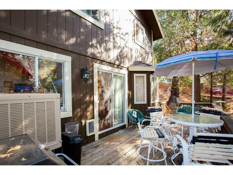 716 Forest Shade Road Crestline, CA 92325 - Photo 3 of 13