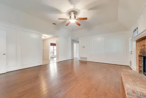 $595,000 | 834 Rock Creek Lane, Red Oak, TX 75154
