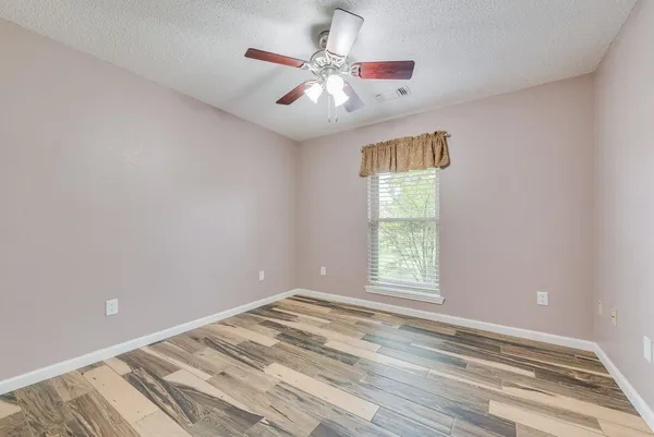 $595,000 | 834 Rock Creek Lane, Red Oak, TX 75154