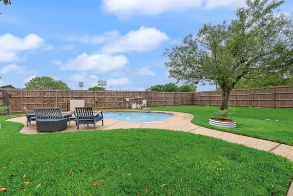 $595,000 | 834 Rock Creek Lane, Red Oak, TX 75154