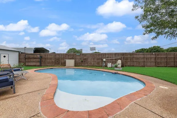 $595,000 | 834 Rock Creek Lane, Red Oak, TX 75154