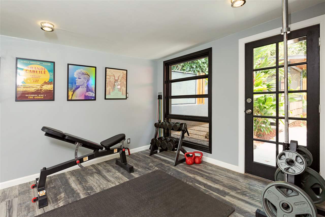 805 Kuulei Street Haiku, HI 96708 - Photo 16 of 28 a view of a room with gym equipment