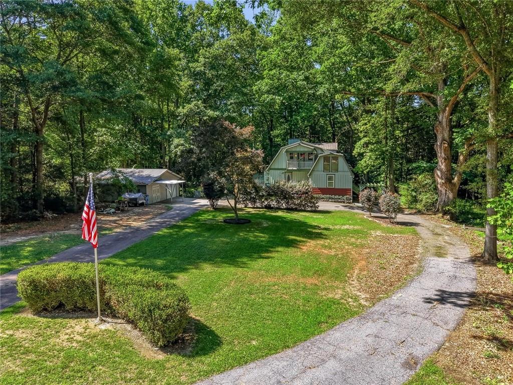 327 Lewis Circle Commerce, GA 30529 - Photo 2 of 37