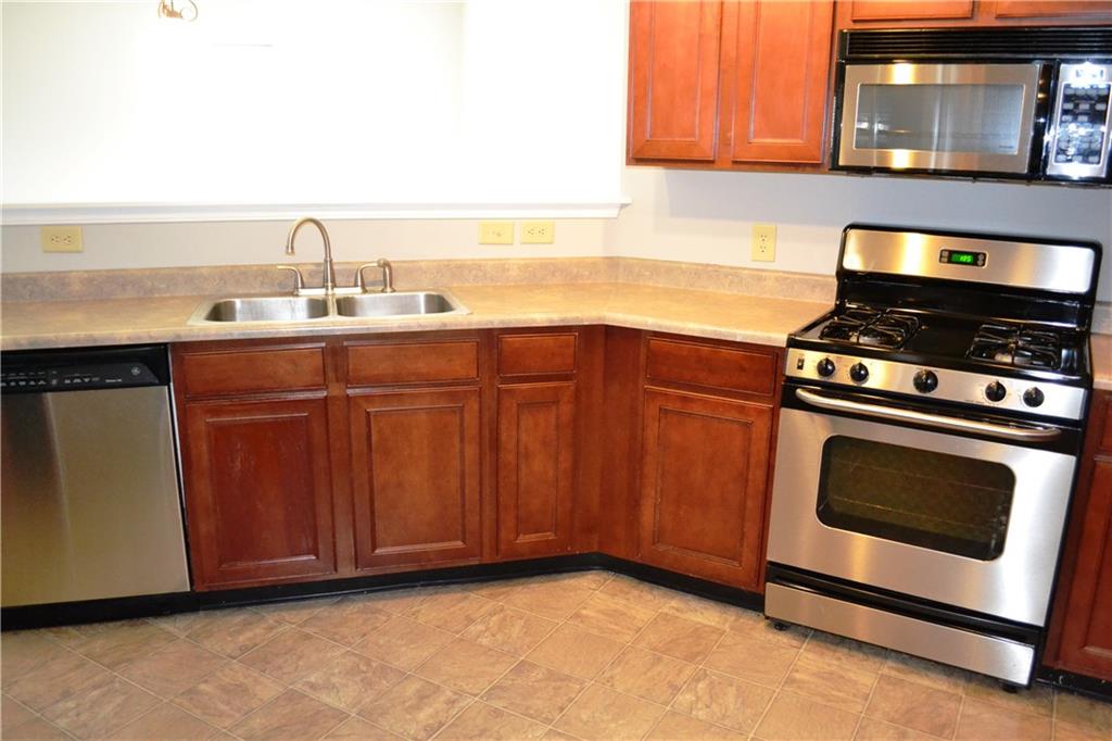 13230 Heroic Way Fishers, IN 46037 - Photo 12 of 37