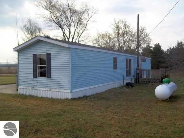 4975 North 3 1/2 Road Mesick, MI 49668 - Photo 11 of 11 1734467-10.JPG