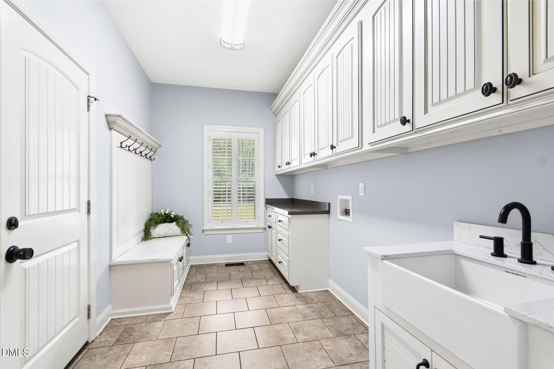 Mud/Laundry Room