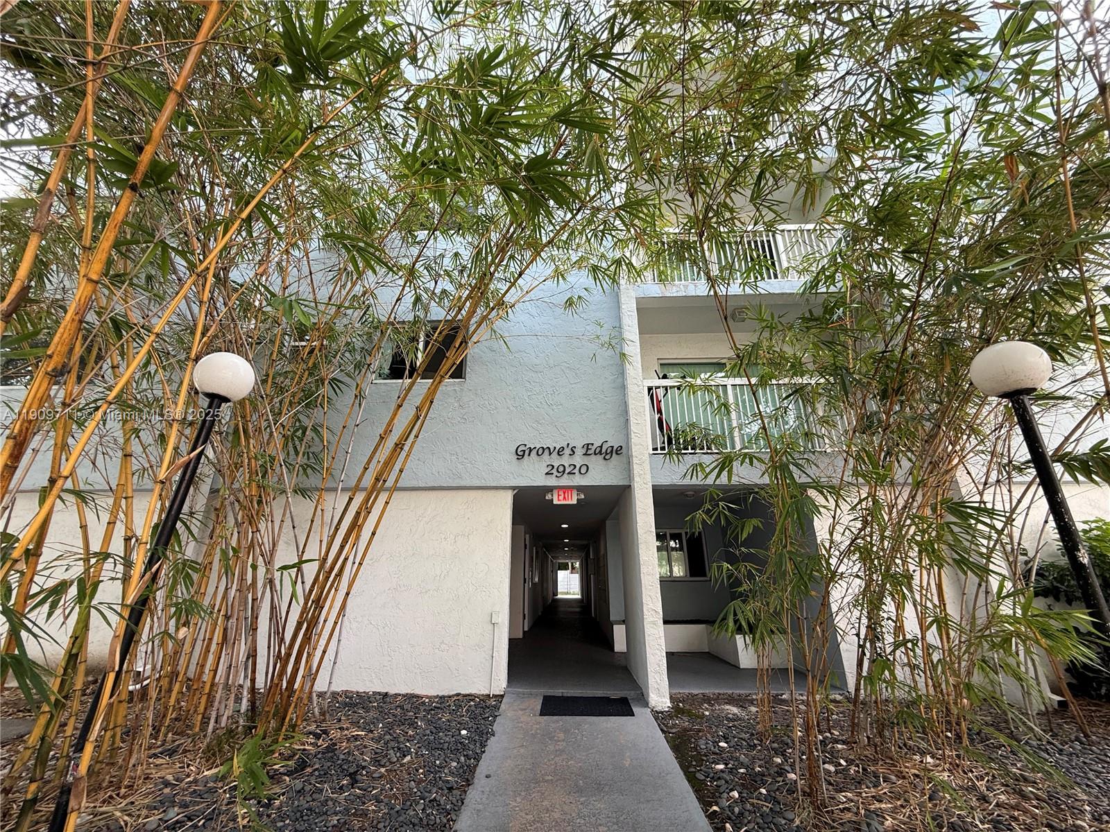 2920 Southwest 28th Terrace, Unit 302 Miami, FL 33133 - Photo 2 of 14 a view of a entrance of the house