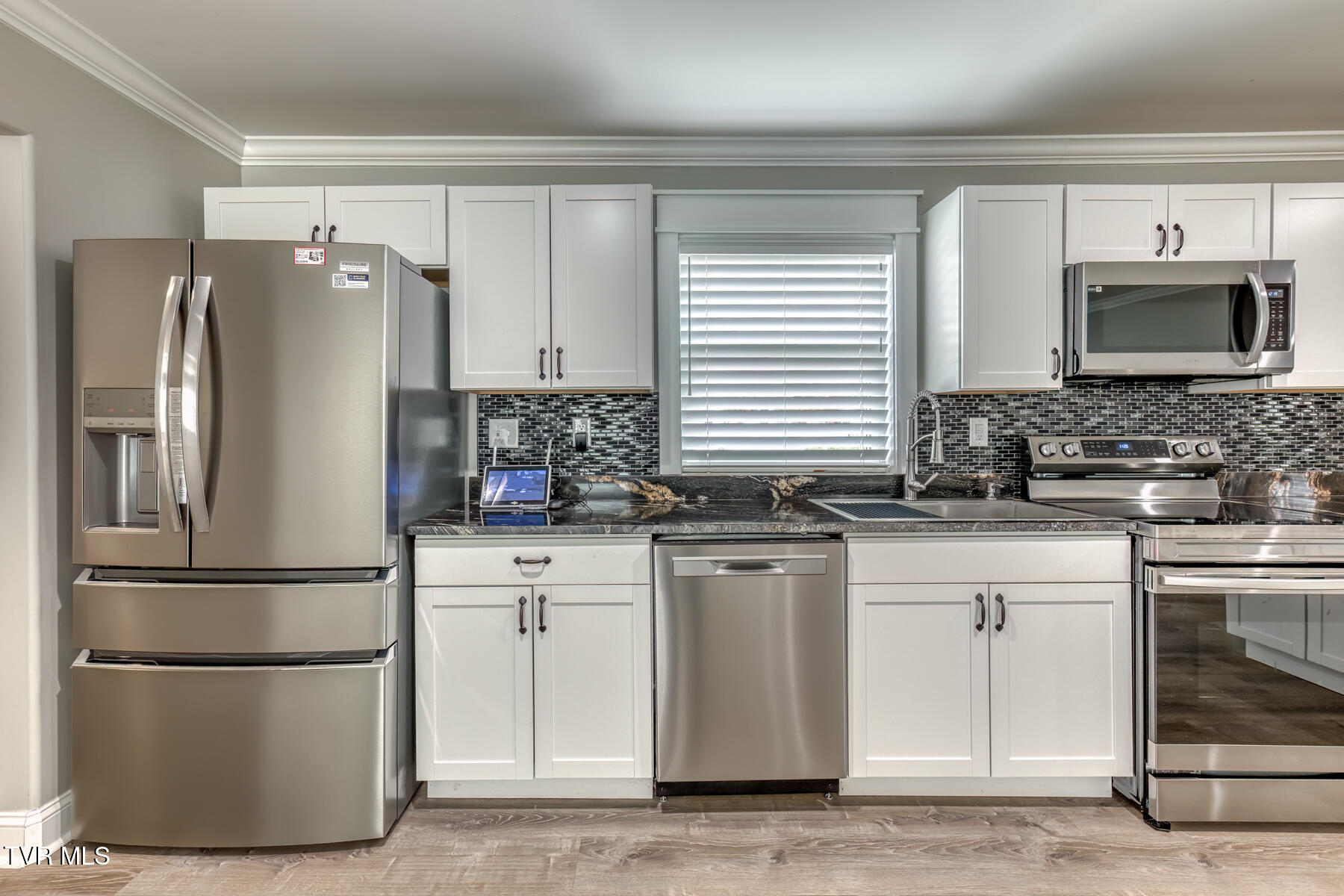 309 West Mill Street Elizabethton, TN 37643 - Photo 21 of 55 309 W Mill St-8