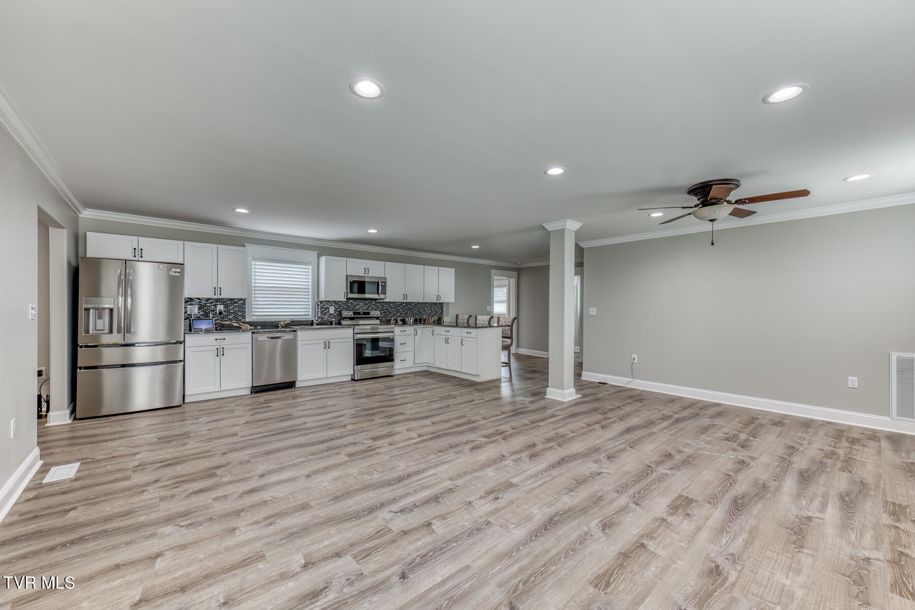 309 West Mill Street Elizabethton, TN 37643 - Photo 24 of 55 309 W Mill St-6