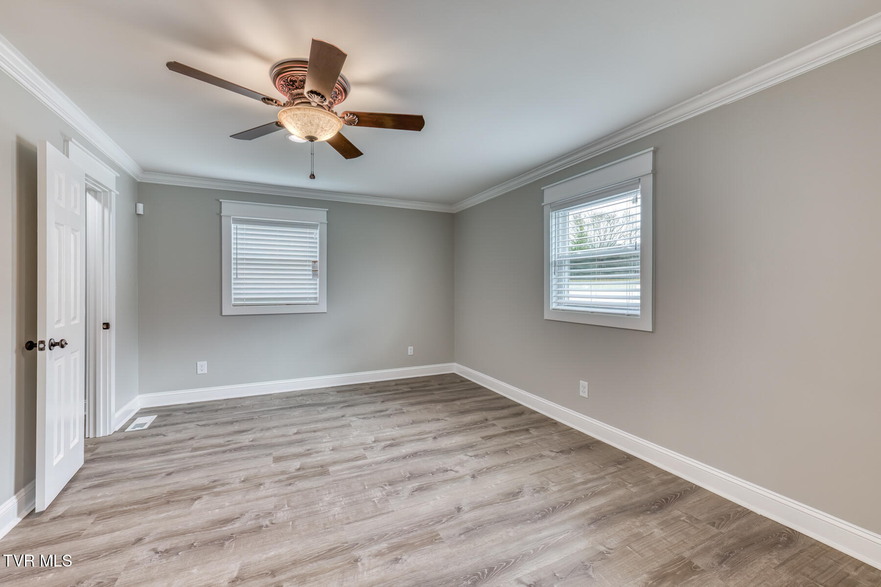 309 West Mill Street Elizabethton, TN 37643 - Photo 26 of 55 309 W Mill St-17