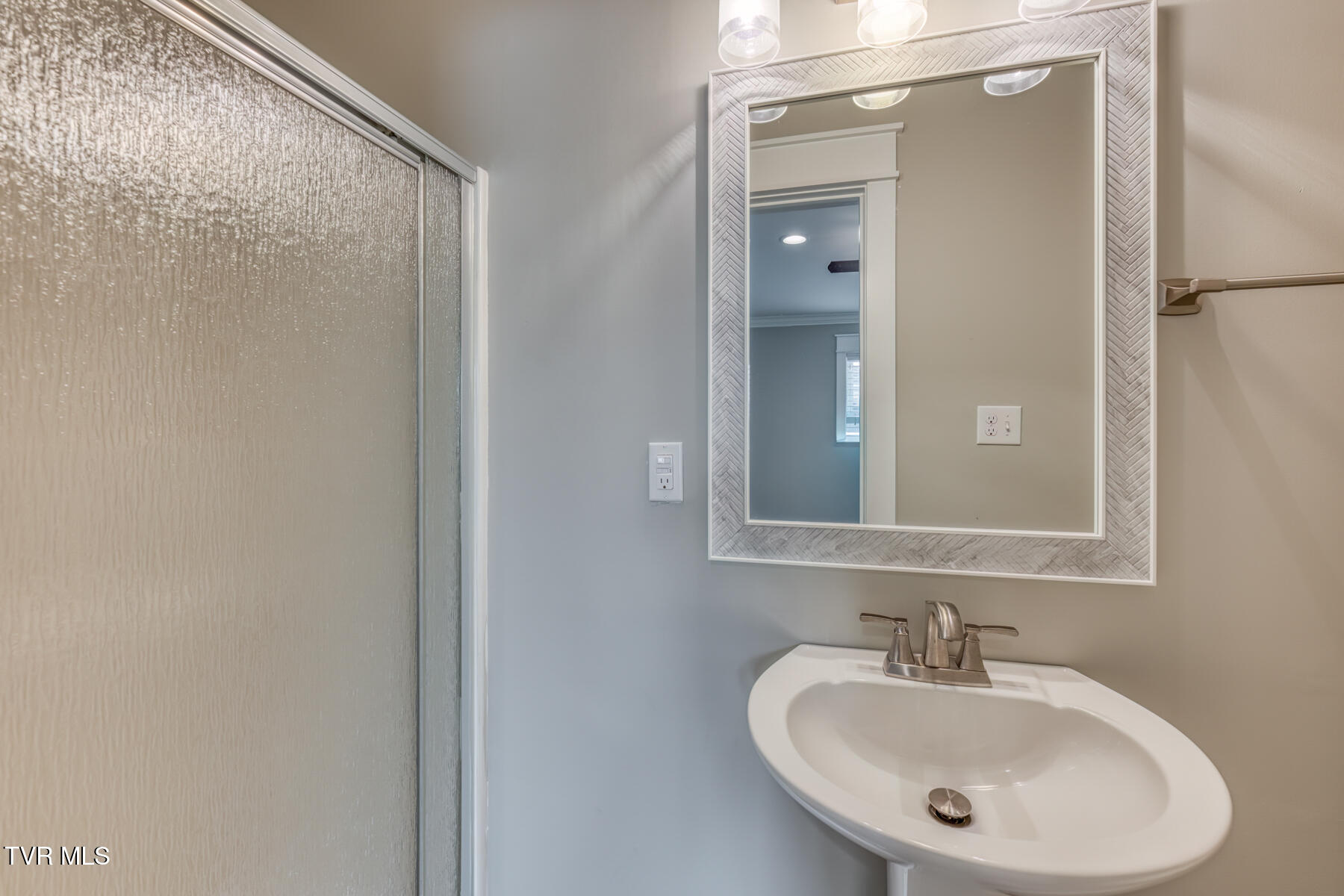 309 West Mill Street Elizabethton, TN 37643 - Photo 28 of 55 309 W Mill St-19