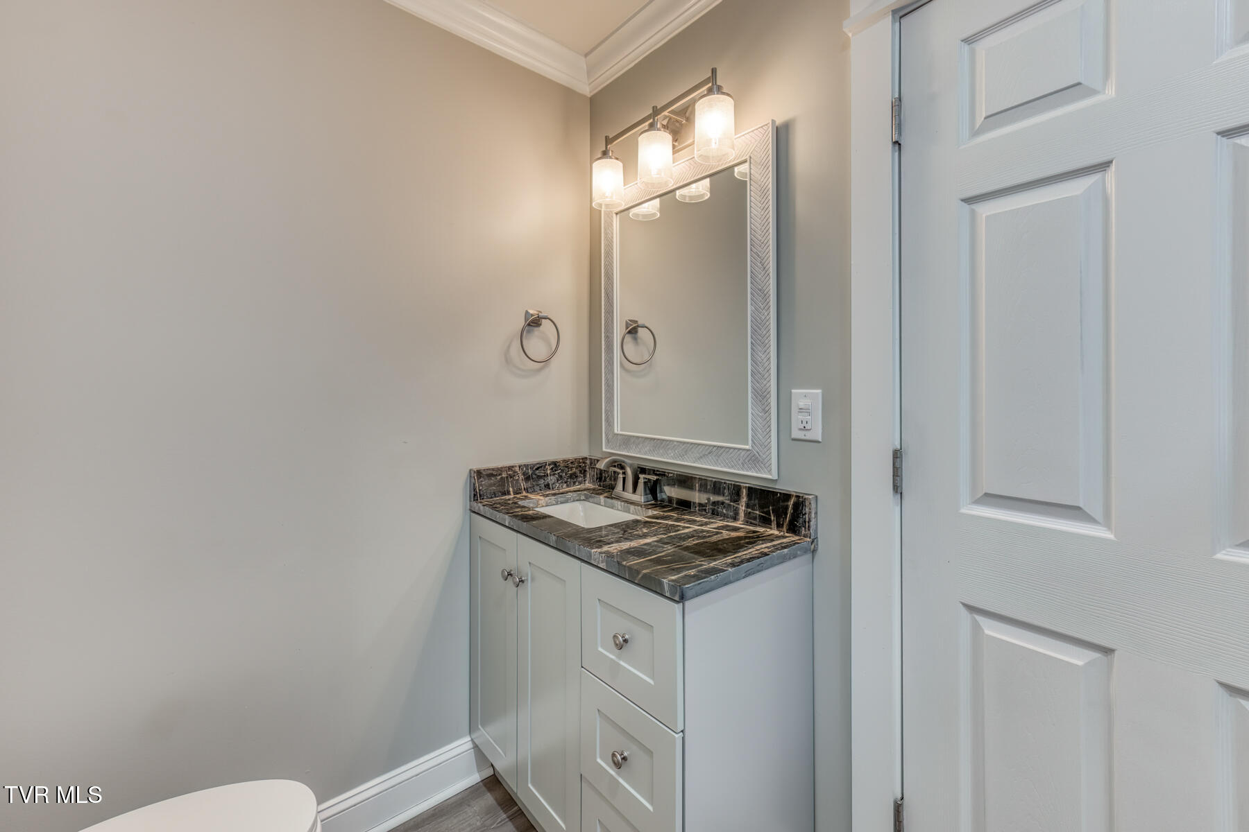 309 West Mill Street Elizabethton, TN 37643 - Photo 32 of 55 309 W Mill St-23