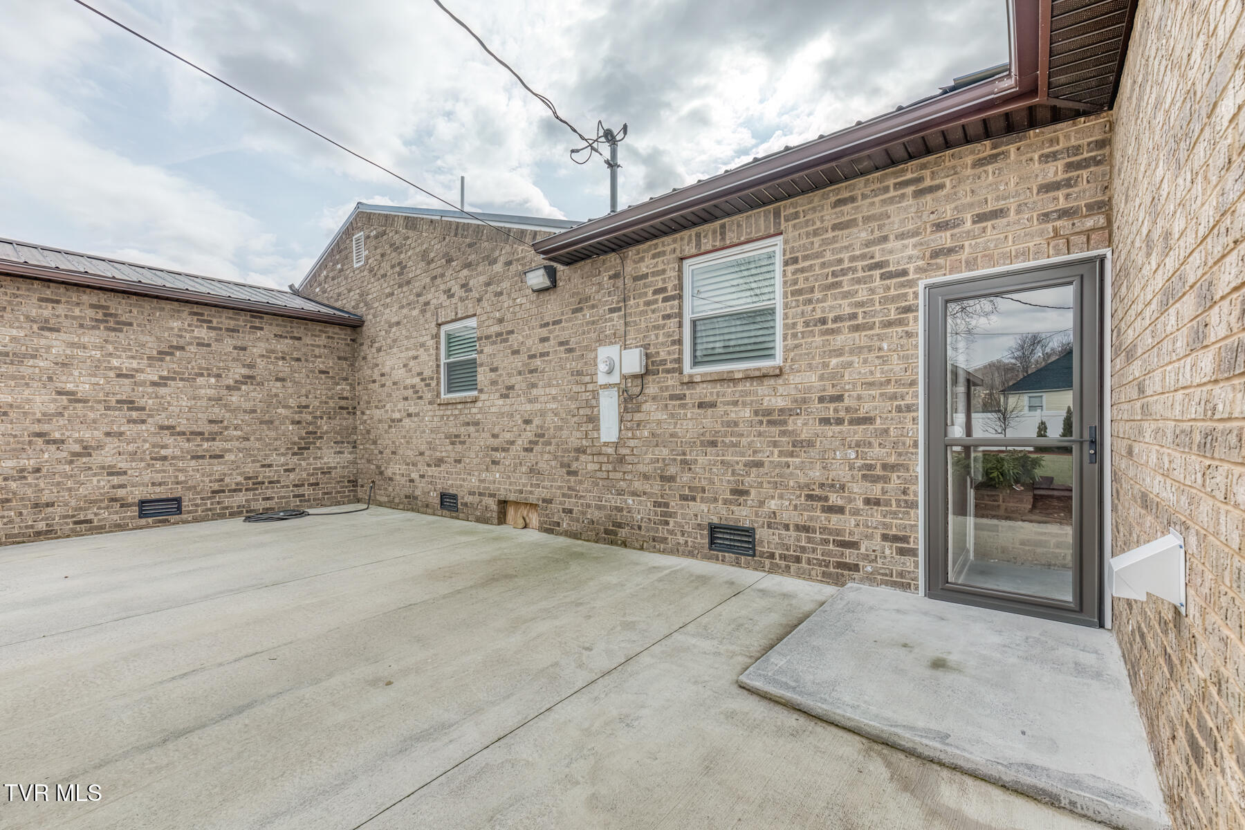 309 West Mill Street Elizabethton, TN 37643 - Photo 41 of 55 309 W Mill St-31