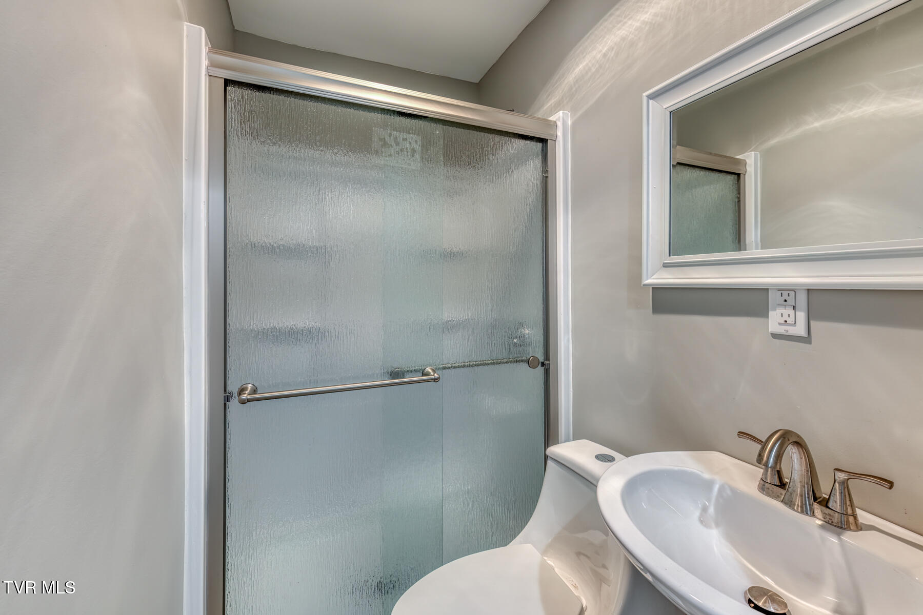 309 West Mill Street Elizabethton, TN 37643 - Photo 47 of 55 309 W Mill St-50