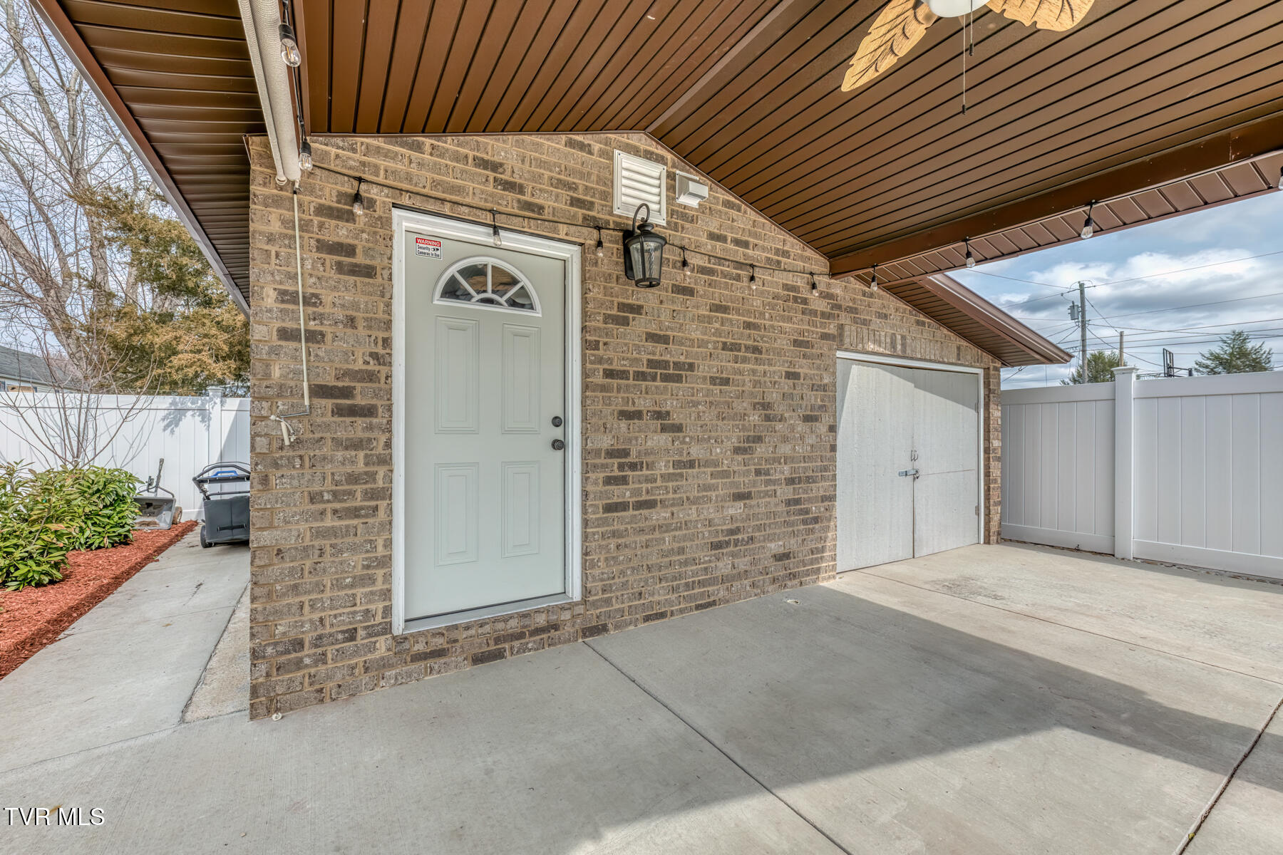 309 West Mill Street Elizabethton, TN 37643 - Photo 7 of 55 309 W Mill St-47