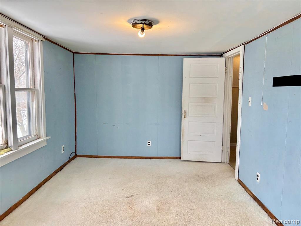 421 Lytle Avenue Harbor Beach, MI 48441 - Photo 14 of 27