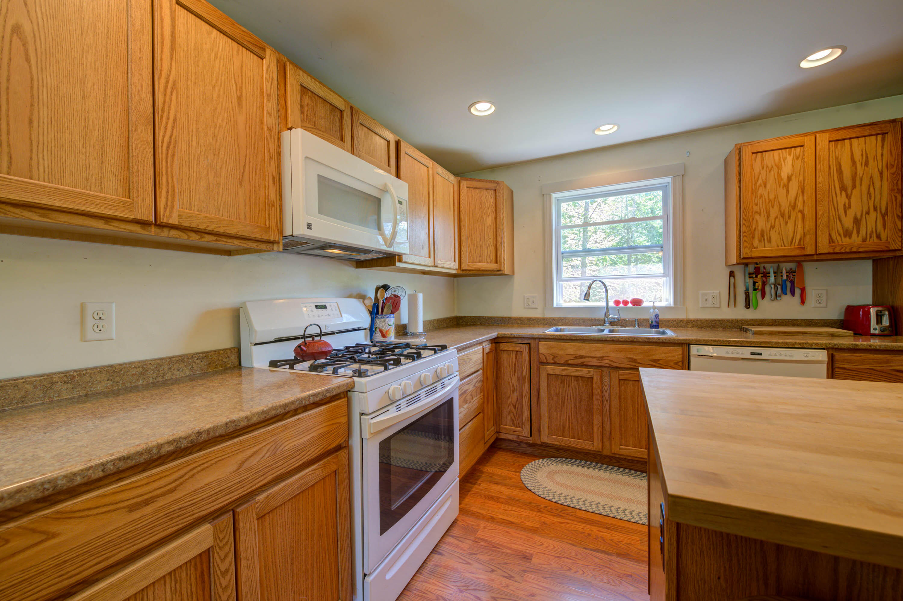 92 Turner Road Bremen, ME 04551 - Photo 6 of 26 pic-6