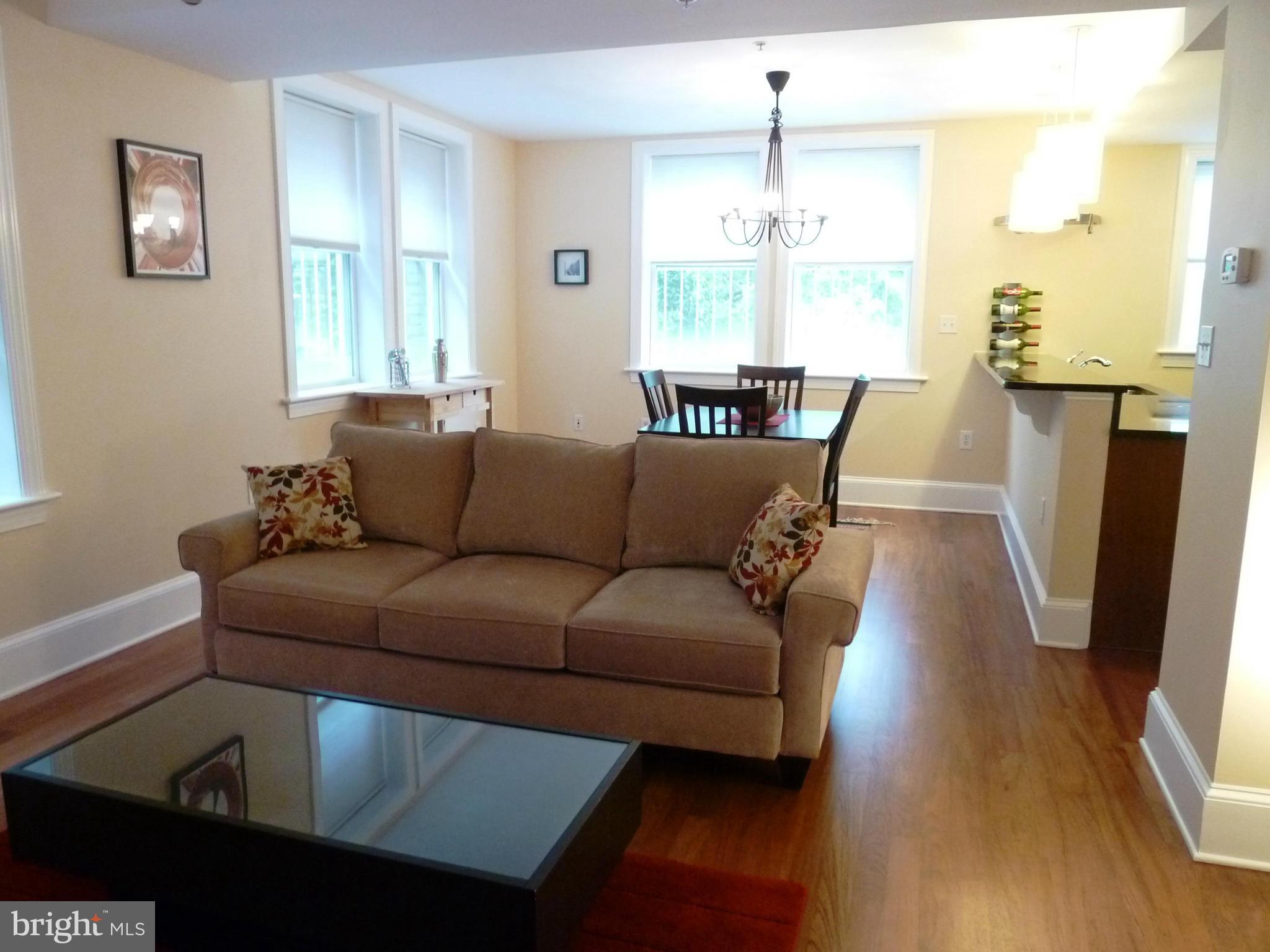 1465 Columbia Road Northwest, Unit 101 Washington, DC 20009 - Photo 16 of 23 Living Room