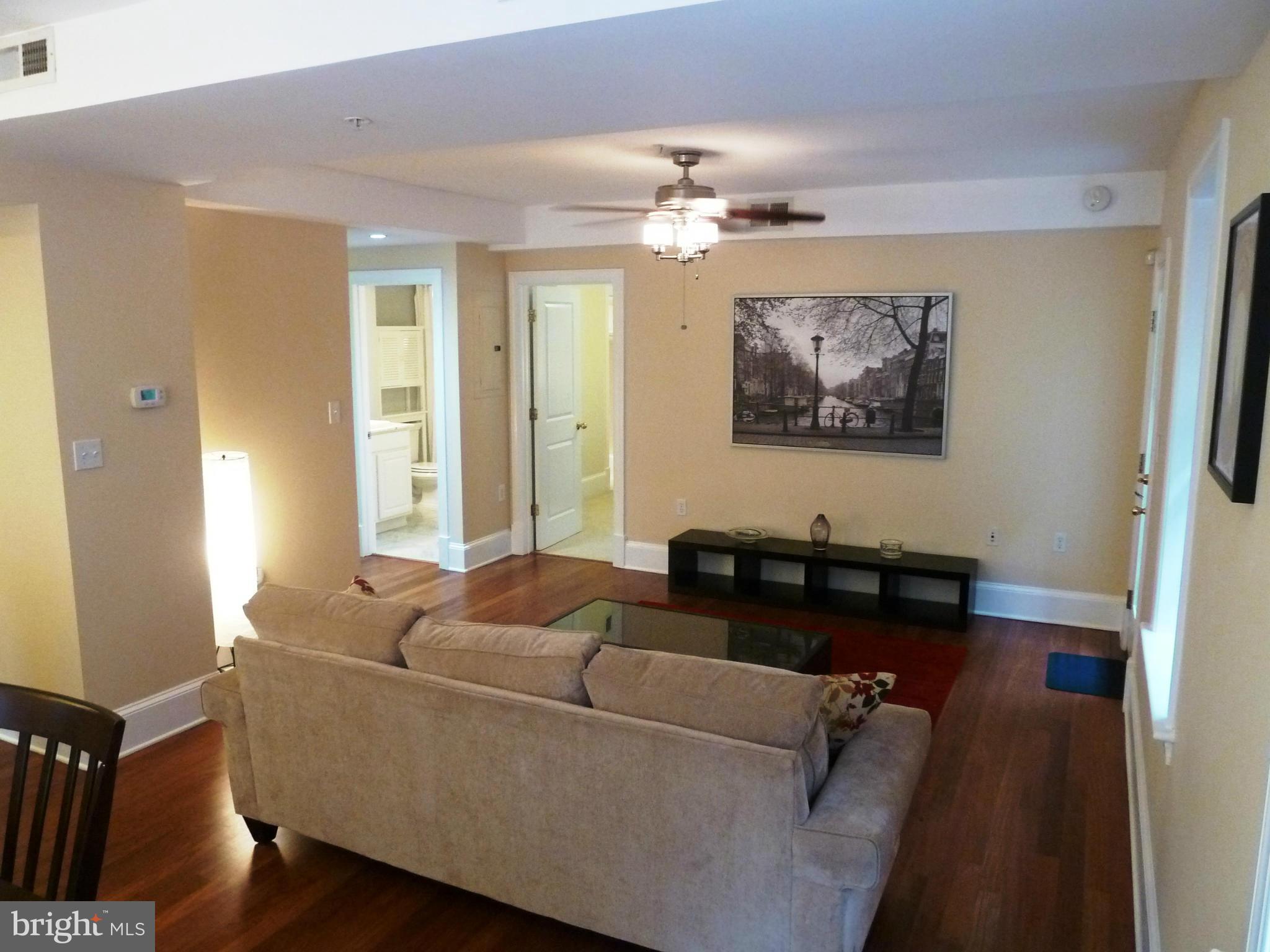1465 Columbia Road Northwest, Unit 101 Washington, DC 20009 - Photo 19 of 23 Living Room