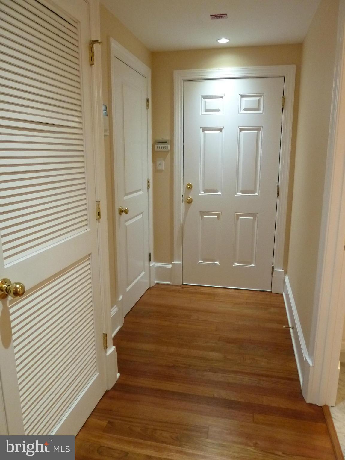 1465 Columbia Road Northwest, Unit 101 Washington, DC 20009 - Photo 20 of 23 Interior (General)