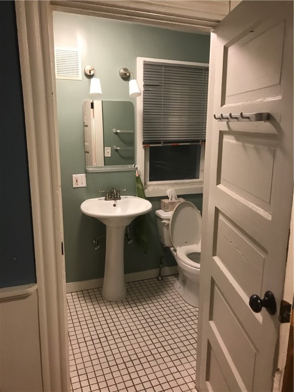 39 Water Street Warren, RI 02885 - Photo 19 of 40 2nd Floor photo taken 2019