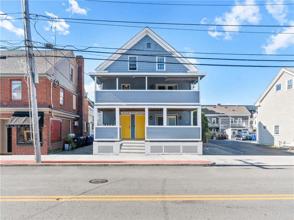 39 Water Street Warren, RI 02885 - Photo 2 of 40