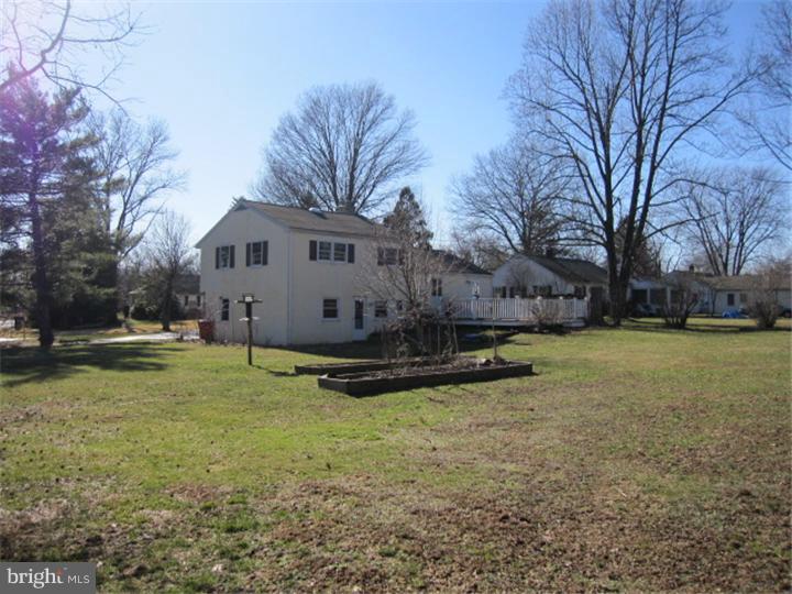 1 Owl Road Audubon, PA 19403 - Photo 11 of 12 Exterior Back