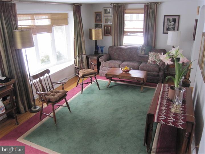 1 Owl Road Audubon, PA 19403 - Photo 3 of 12 Living Room
