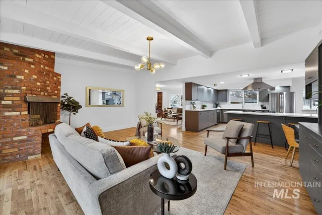 $850,000 | 2220 South Indiana Avenue, Caldwell, ID 83605