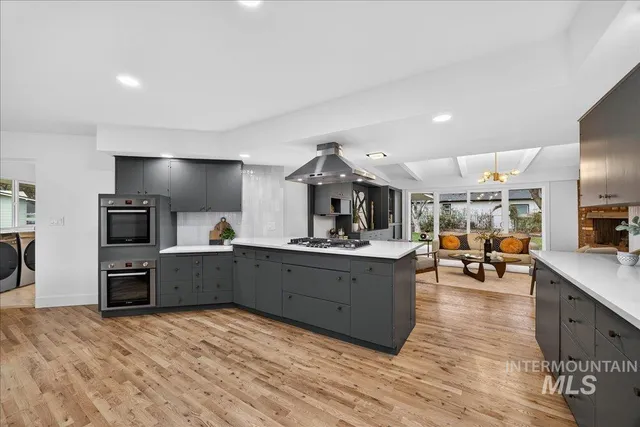 $850,000 | 2220 South Indiana Avenue, Caldwell, ID 83605