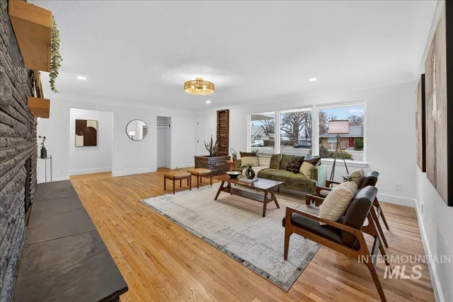 $850,000 | 2220 South Indiana Avenue, Caldwell, ID 83605