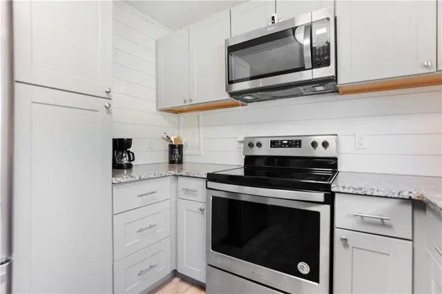 $210,000 | 5231 Edith Avenue, Kansas City, KS 66104