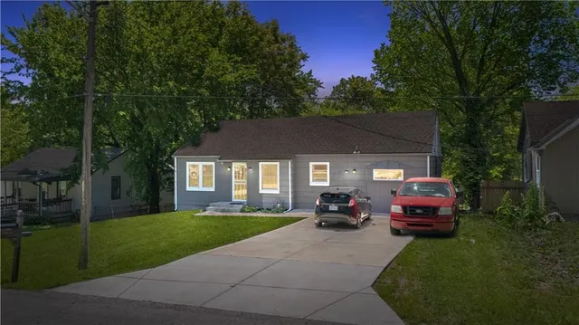 $210,000 | 5231 Edith Avenue, Kansas City, KS 66104