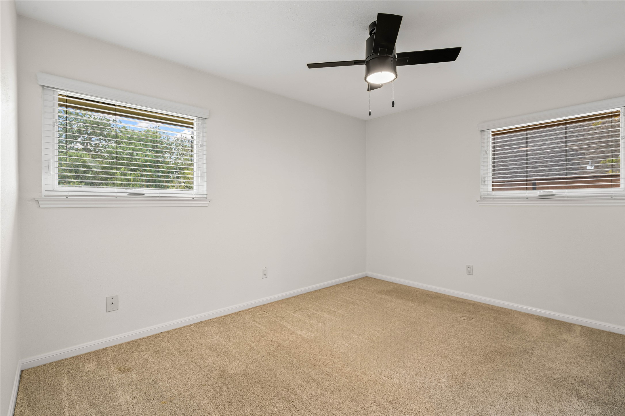 3511 Eldorado Trail Austin, TX 78739 - Photo 29 of 40 Bedroom 4 with high ceilings and abundant natural light