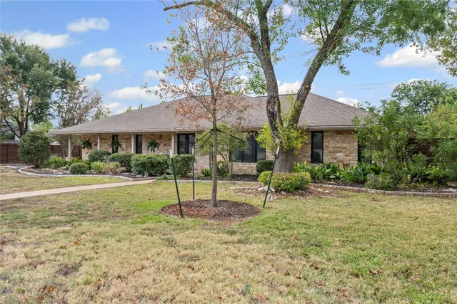 $725,000 | 3511 Eldorado Trail, Austin, TX 78739