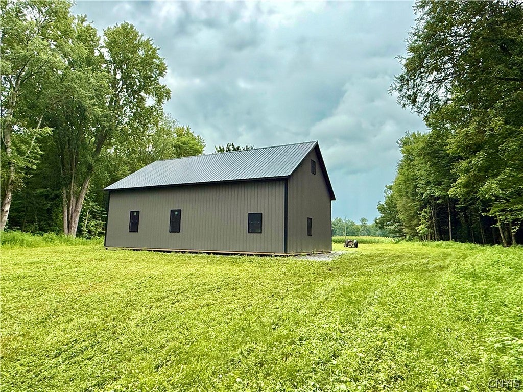 10329 Short Cut Road Weedsport, NY 13166 - Photo 8 of 17 Gallery Image 8