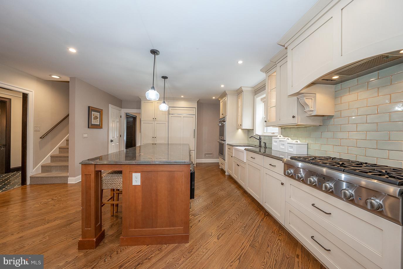 409 Old Gulph Road Penn Valley, PA 19072 - Photo 12 of 48