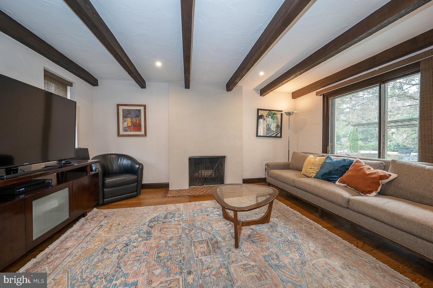 409 Old Gulph Road Penn Valley, PA 19072 - Photo 15 of 48