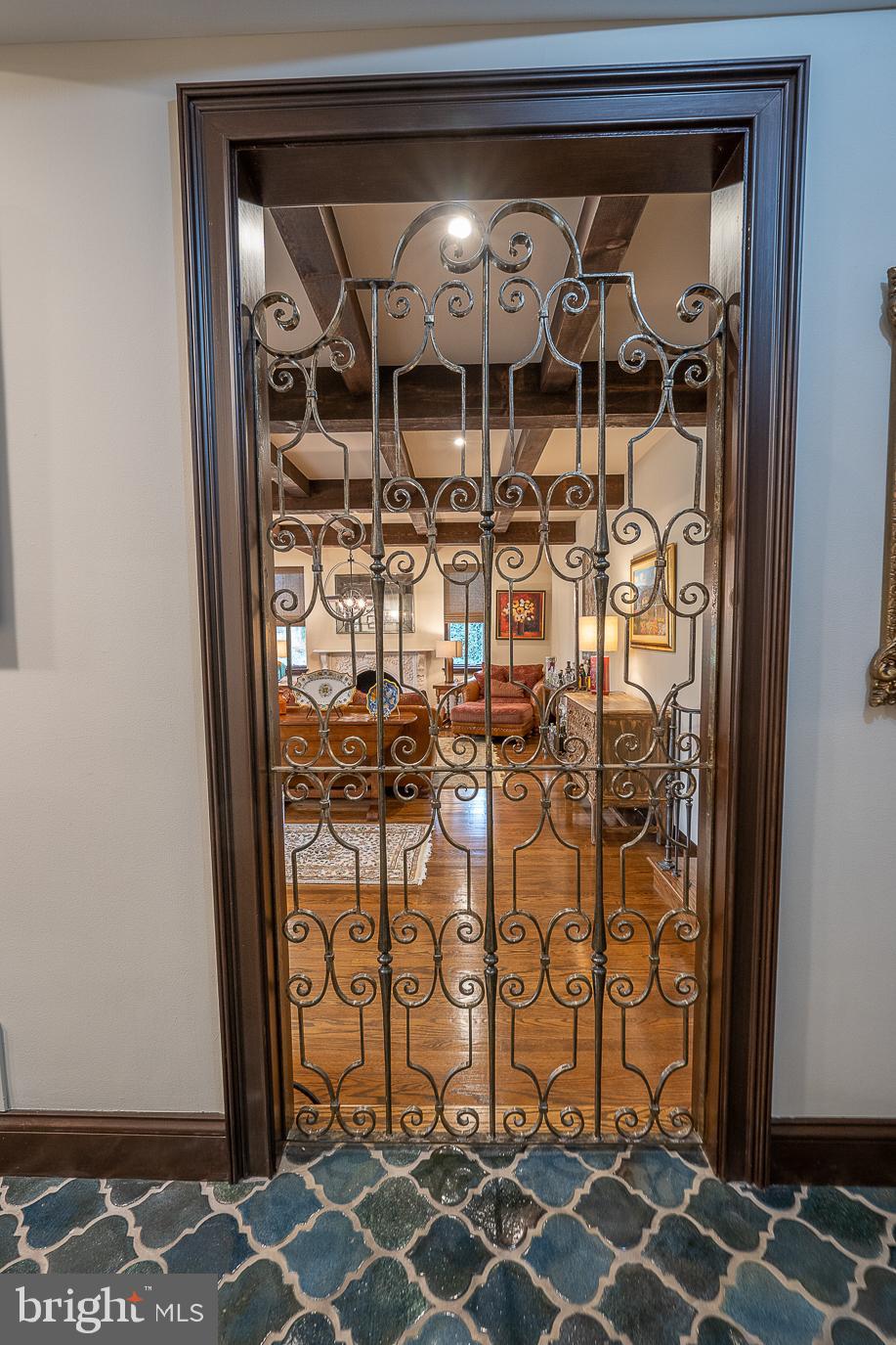 409 Old Gulph Road Penn Valley, PA 19072 - Photo 7 of 48