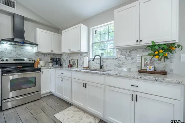 $230,000 | 16125 FM 2493, Tyler, TX 75703