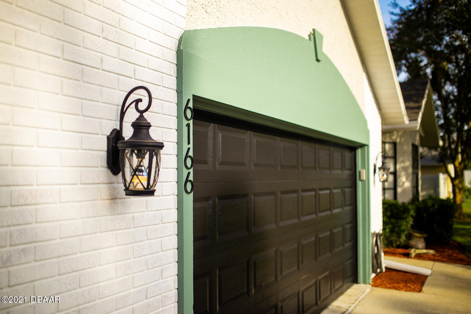 6166 Del Rio Drive Port Orange, FL 32127 - Photo 44 of 53 a close up of a shower