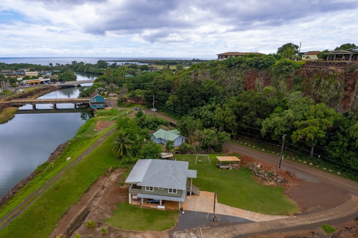 4592 A Awawa Road Hanapepe, HI 96705 - Photo 24 of 24 a view of a garden with houses